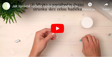 Jak správně vyčistit závěsné sluchadlo s tenkou hadičkou